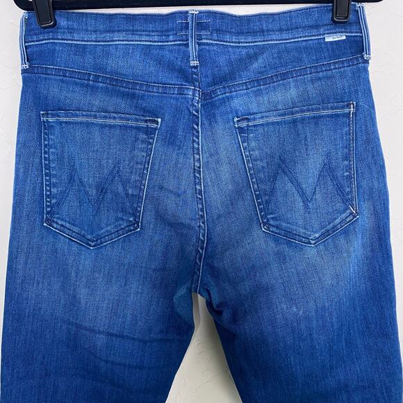 MOTHER Blue Squeeze It The Mid Rise Dazzler Crop Fray Size 32 - Picture 8 of 11